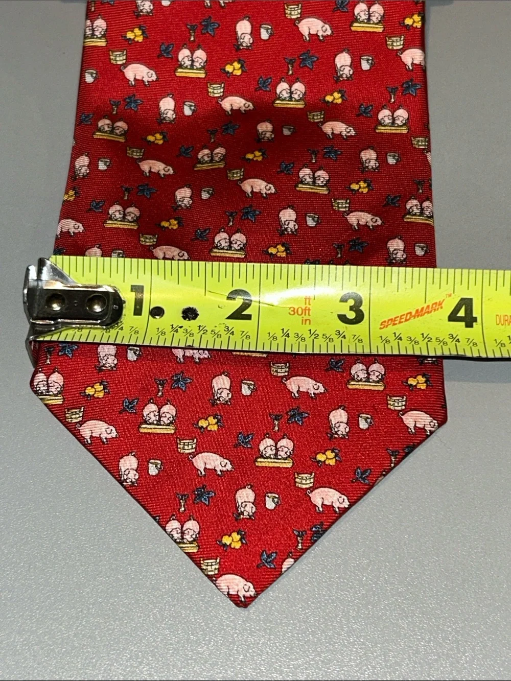 Tom James Executive Collection Red Novelty Pig Print Silk Tie